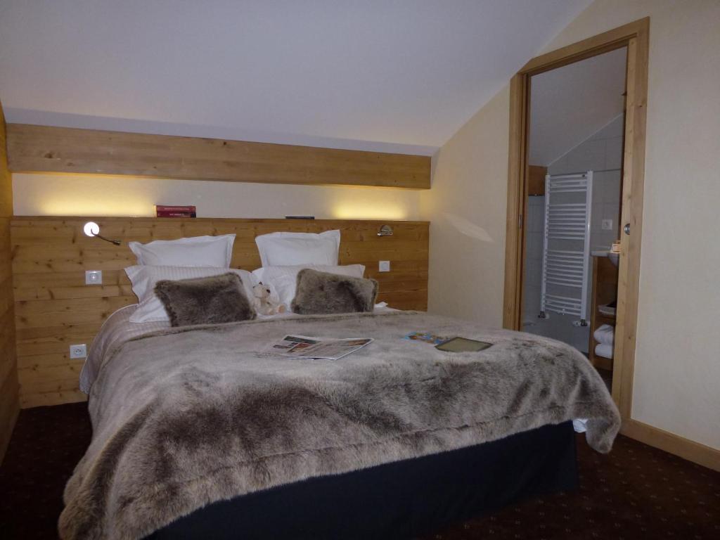 Hotel Restaurant "Les Sapins" Wellness & Gourmet Manigod Kamer foto
